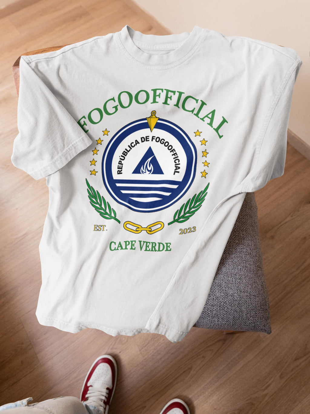REPÚBLICA DE FOGOOFFICIAL Tshirt