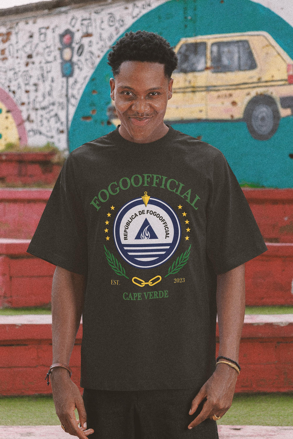 REPÚBLICA DE FOGOOFFICIAL Tshirt